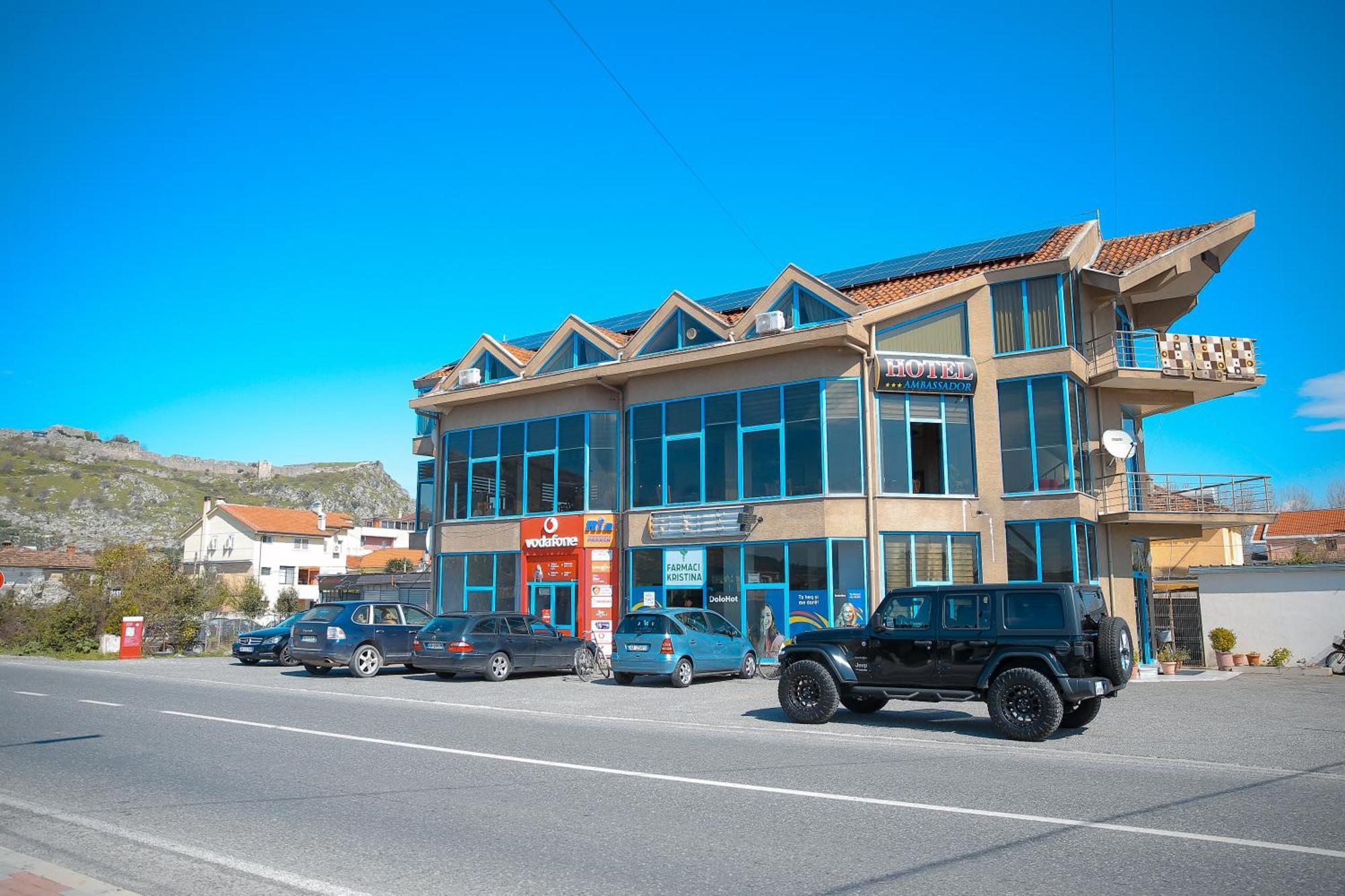Hotel Ambasador Bahçallëk Exterior foto