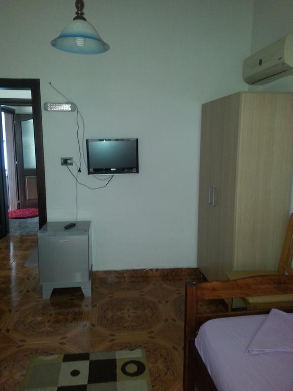 Hotel Ambasador Bahçallëk Zimmer foto